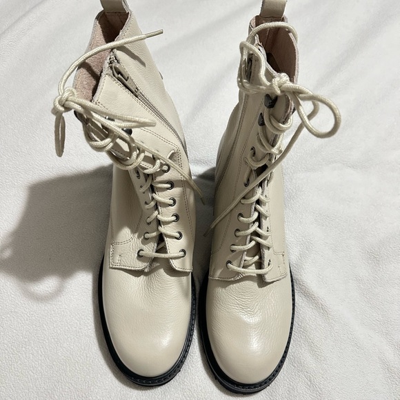 Seychelles Irresistible Combat Boot Off White Leather Size 8.5 - Picture 3 of 6